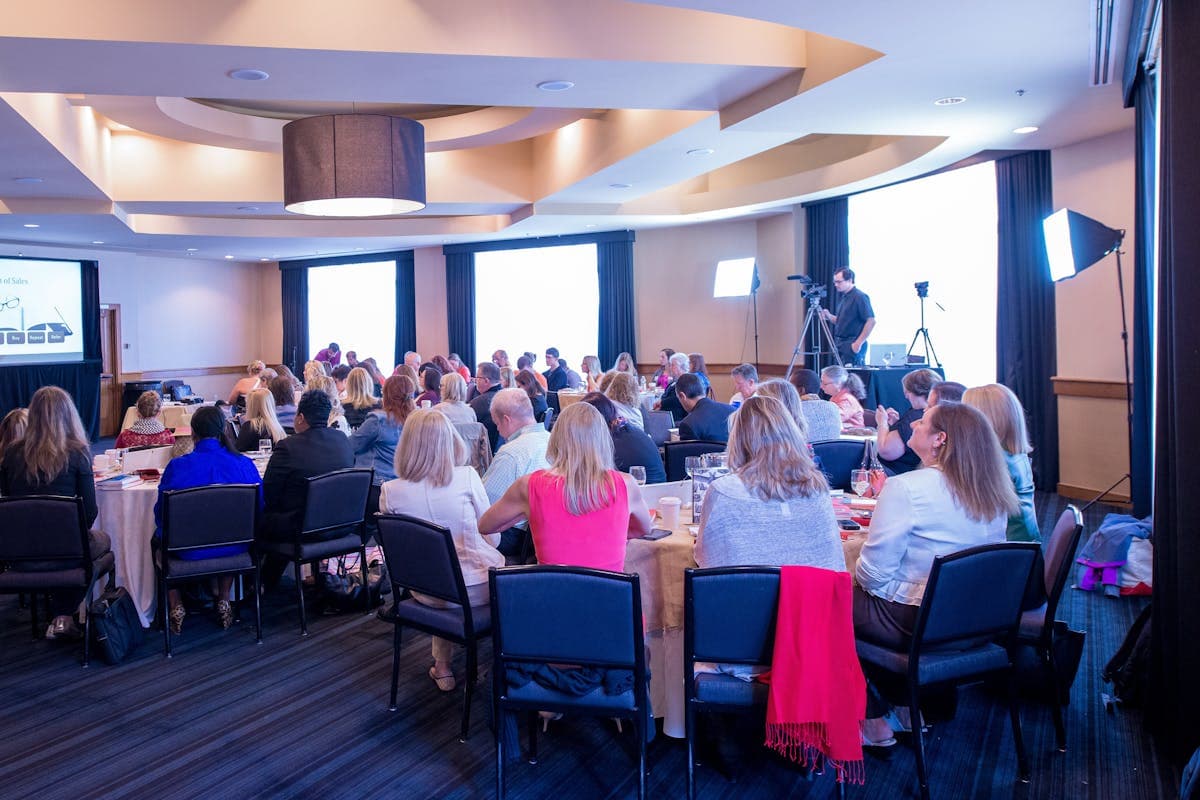 Corporate Hotel Booking Best Practices: Policies, Budgets, and Tools